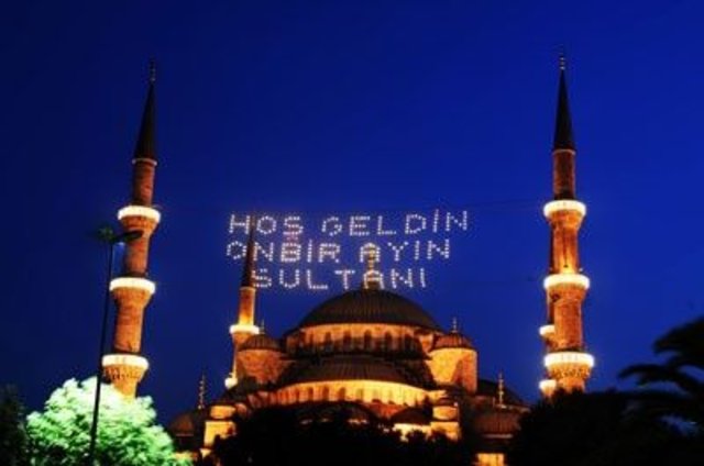 İstanbul iftar vakti saati 2018! Bugün akşam ezanı İstanbul'da saat kaçta okunacak? 24 Mayıs İstanbul iftar!