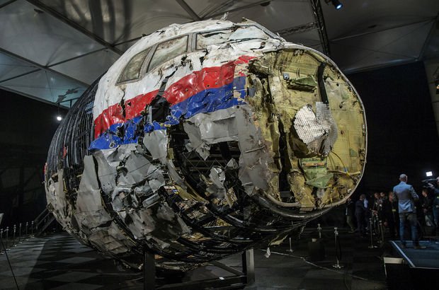 Son dakika! 2014'te düşen yolcu uçağını Rus ordusunun füzesi vurmuş!