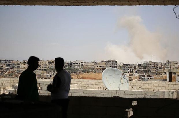 Esad rejimi havadan tehdit içeren bildiriler attı
