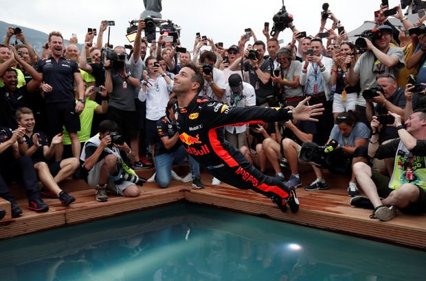 Monaco'da zafer Ricciardo'nun (Formula 1)