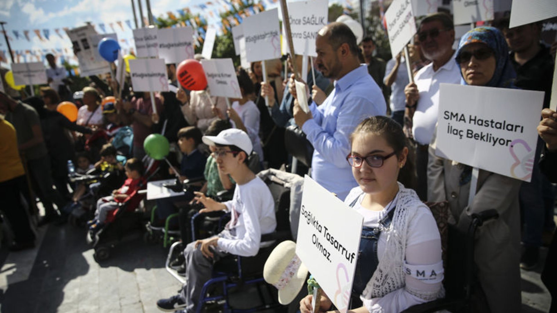 Burdurda kanser hastası İrem için moral gecesi 61