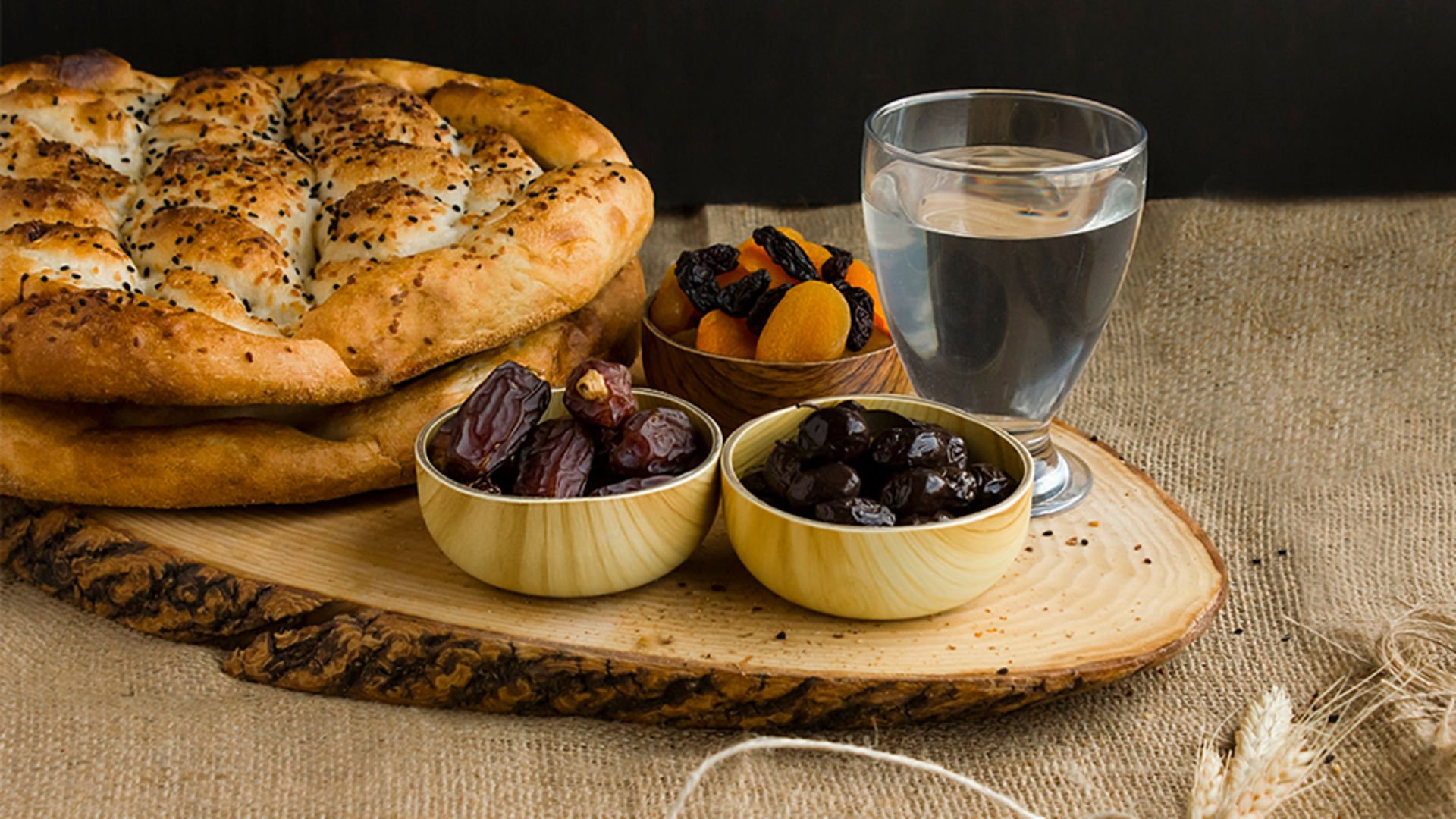 Muzun Yararları ve Besin Değerlerine Detaylı Bakış Muzun Yararları ve Besin Değerlerine Detaylı Bakış
