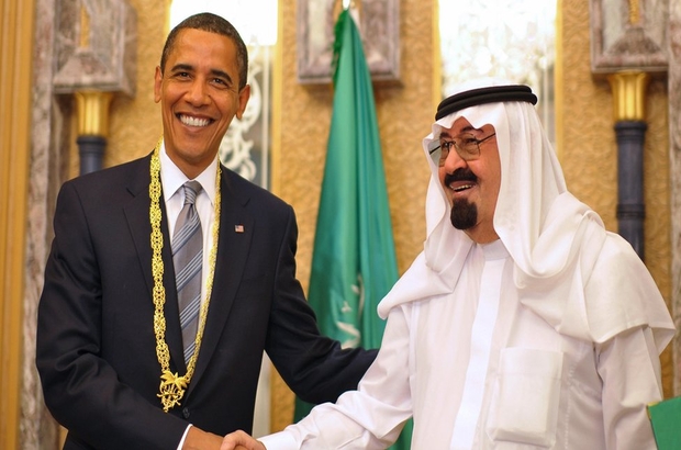 Guardian: Suudi hükümeti Obama'nın yardımcılarına mücevher dolu çantalar verdi