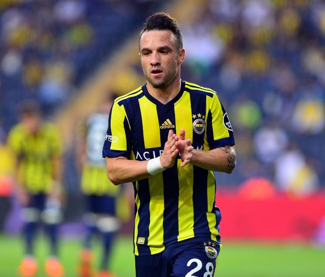 Ali Koç bombayı patlatıyor! Dünyaca ünlü golcü... Fenerbahçe'den son dakika transfer haberleri