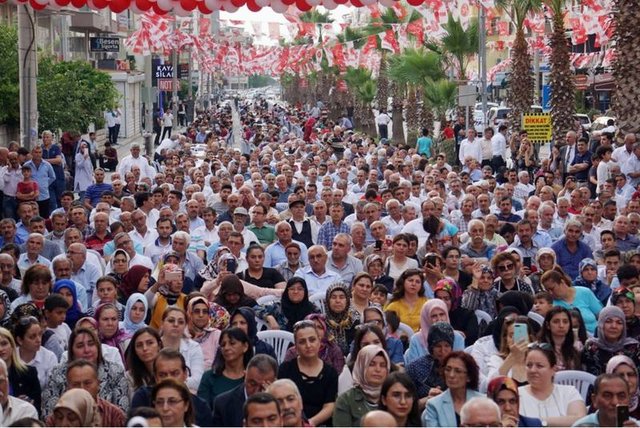 Dünya liderlerinin beden dili danışmanı Mark Bowden Türk liderleri yorumladı