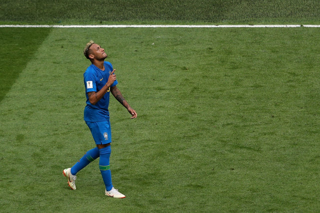 Son düdüğün ardından Neymar gözyaşlarına boğuldu! Dünya Kupası maçı