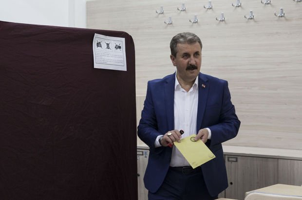 Son dakika... BBP Genel Başkanı Mustafa Destici oyunu kullandı