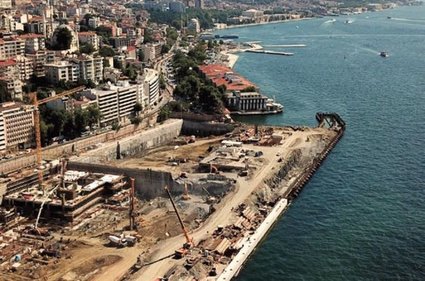 İstanbul Modern’in eski binası yıkıldı