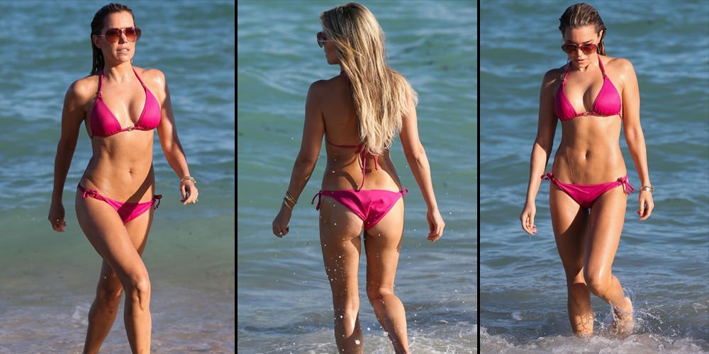 Kırmızı bikinili güzel