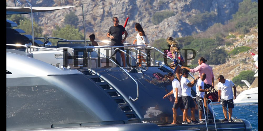 Teknede misafir var...