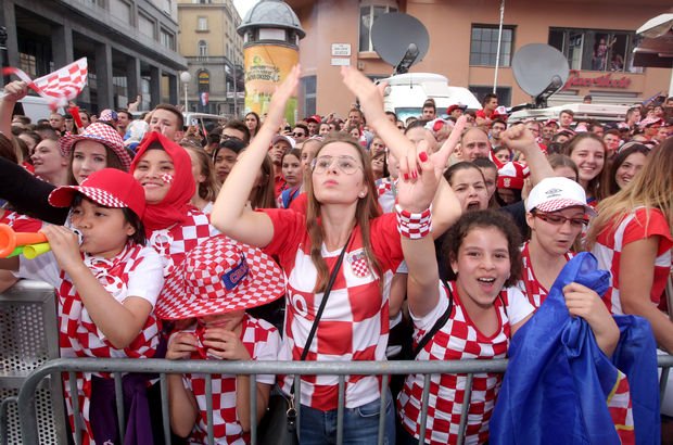 Hırvatistan dünya ikinciliğini kutladı Hırvatistan dünya ikinciliğini kutladı