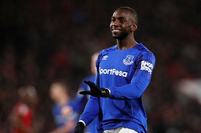 Ve bomba patlıyor! Fenerbahçe`den son dakika transfer haberleri