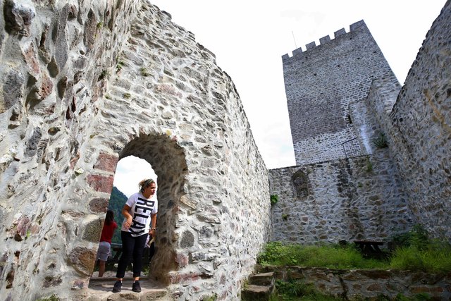Zil Kale turistlerin ilgi odağı oldu