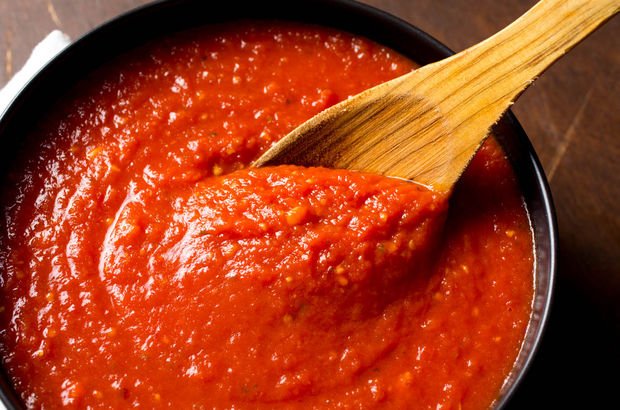 Kışlık domates sos nasıl yapılır? Kolay kışlık domates sos tarifi...