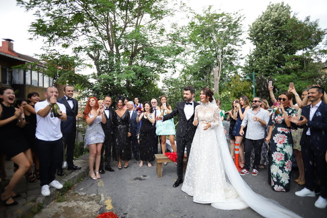 İşte Asena Tuğal-Şahin Irmak çiftinin nikahının perde arkası - Magazin haberleri