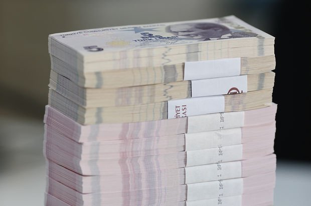 Ekonomistler politika faizinde artış bekliyor