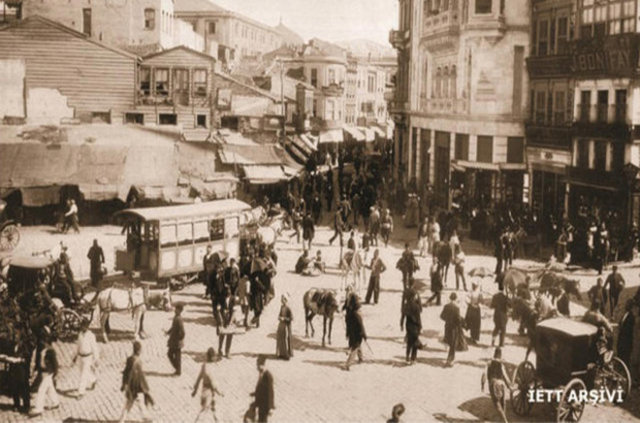 İETT arşivinden çıkan eski İstanbul fotoğrafları