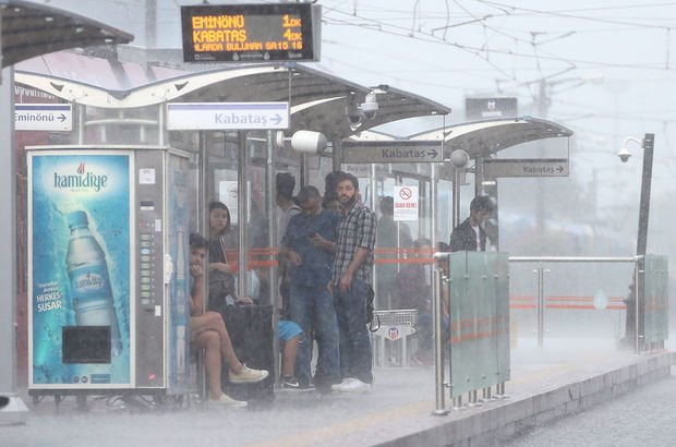 İstanbul hava durumu: Bugün Ankara ve İstanbul'a yağmur yağacak mı? Meteoroloji'den uyarı geldi