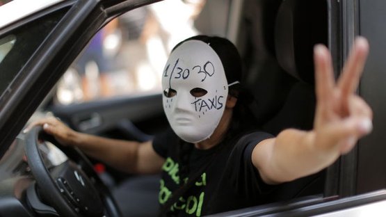 İspanyol taksiciler de Uber'e karşı 