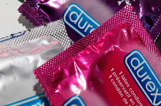 Durex 'patlama riski' nedeniyle İngiltere ve İrlanda'da satılan bazı prezervatiflerini topluyor