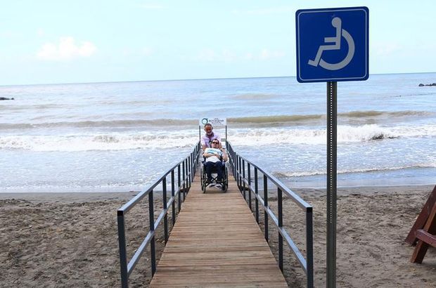 Engelliler için denizde engeli kaldırdılar!