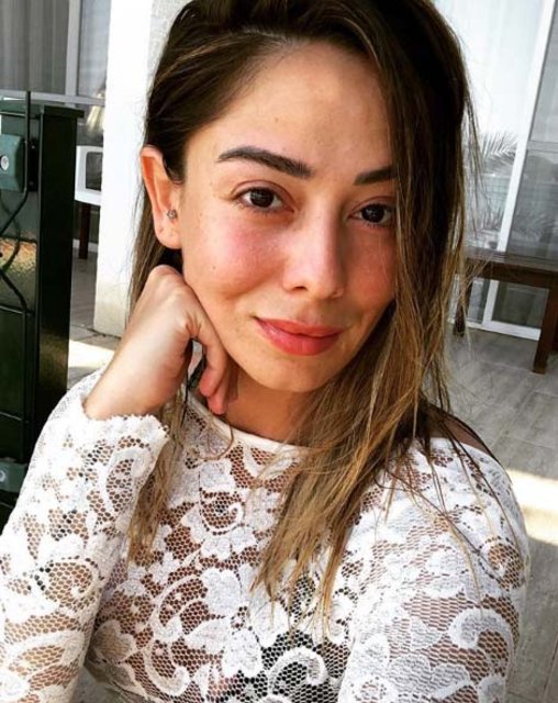 merve sevi makyajsiz halini paylasti