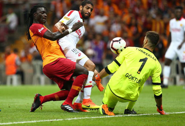 Son Dakika Gomis Bombayi Patlatti Galatasaray Transfer Haberleri Spor Haberi