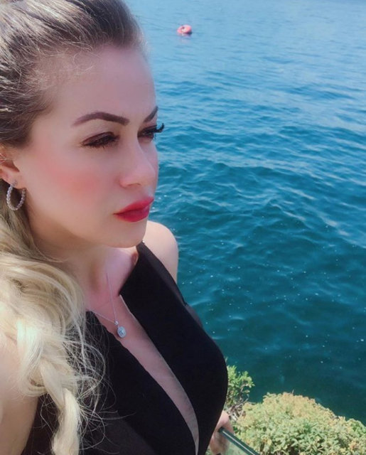 Yeliz Yeşilmen'in kilolarıyla başı dertte - Magazin haberleri