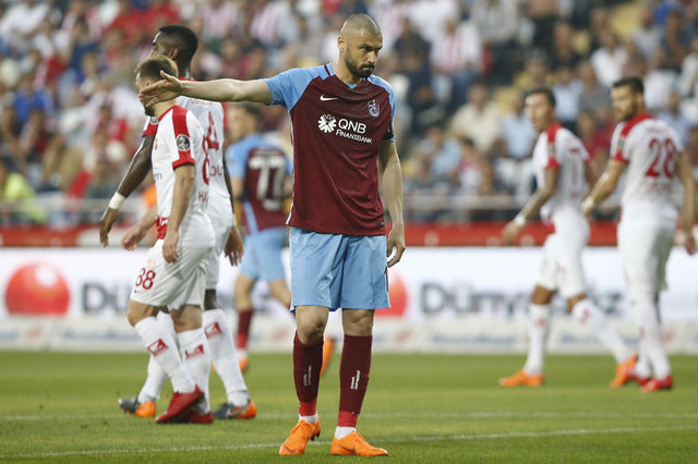 Burak Yılmaz'ın Beşiktaş'a transferi neden olmadı?