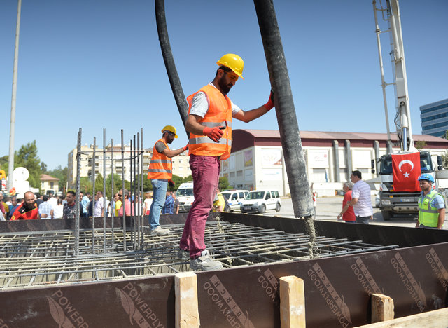 Böyle başlamıştı İşte Göztepe Stadında son durum Böyle başlamıştı İşte Göztepe Stadında son durum