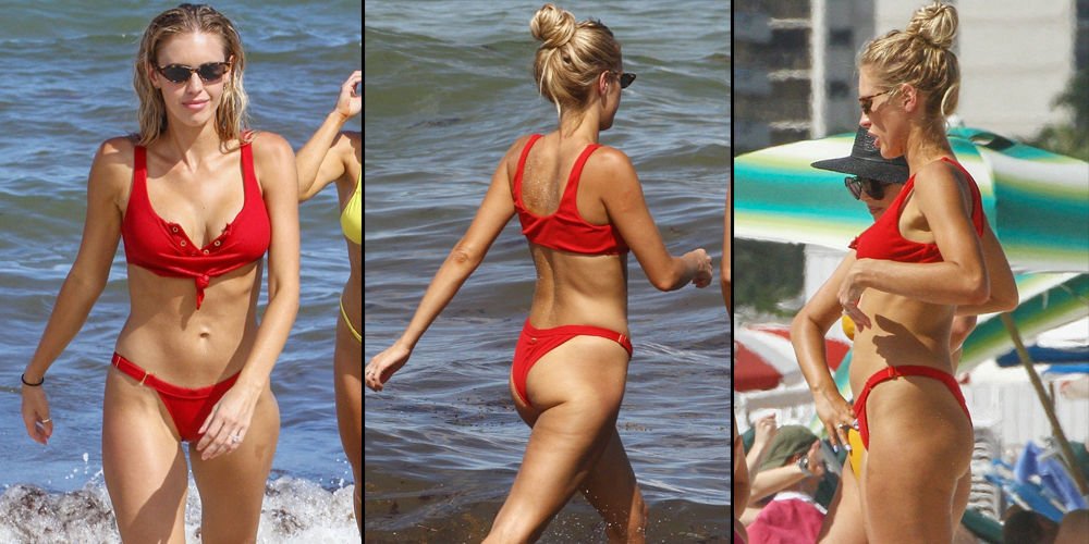 Kırmızı bikinili güzel