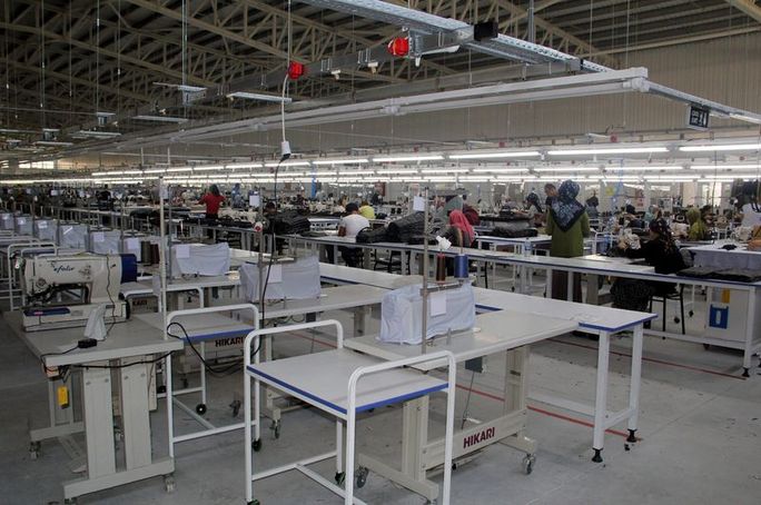 Köy köy dolaşıp fabrikaya işçi arıyorlar