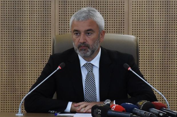 AK Partili Büyükşehir Belediye Başkanı istifa etti