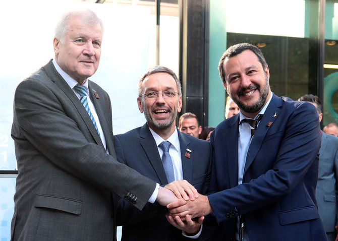 Horst Seehofer, Herbert Kickl, Matteo Salvini (soldan sağa)