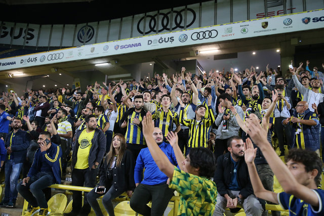FenerbahÃ§e - BaÅakÅehir maÃ§Ä± sonrasÄ± bÃ¼yÃ¼k tepki! Ersun Yanal sesleri!