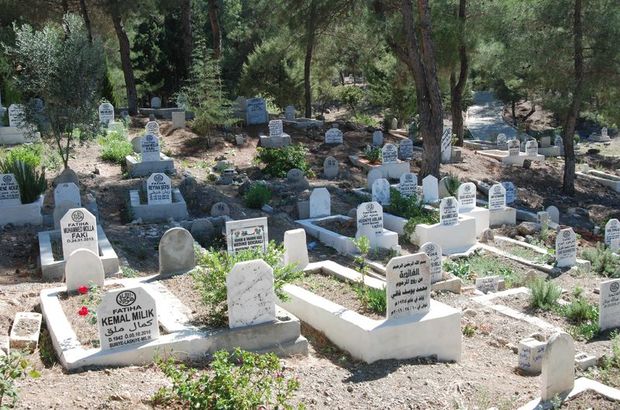 Hatay'da Suriyeli mezarlığı