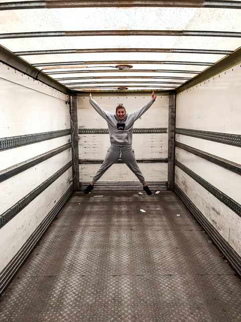 İnternetten satın aldılar! Yenisinden daha güzel yaptılar