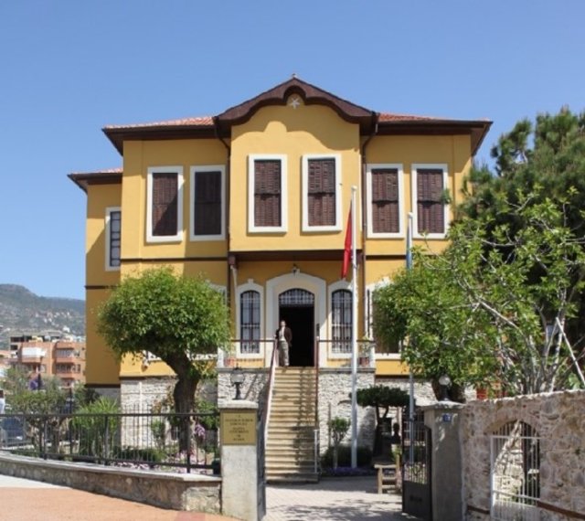 29 Ekim Cumhuriyet Bayramı'nda en anlamlı ziyaret: Atatürk müze evleri