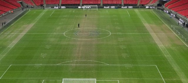 Bu sahada Premier Lig maçı oynandı Bu sahada Premier Lig maçı oynandı