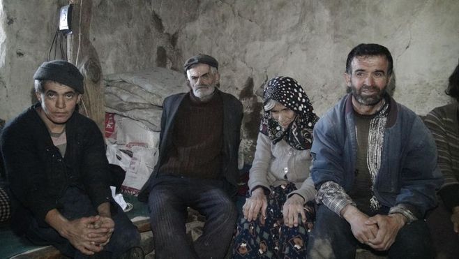 Hoşan Dağı'nın zirvesindeki mağara gibi evde herkesten uzakta bir yaşam