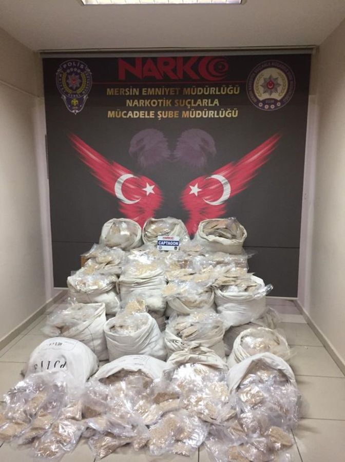 Koyun postundan 521 kilo uyuşturucu hap çıktı!