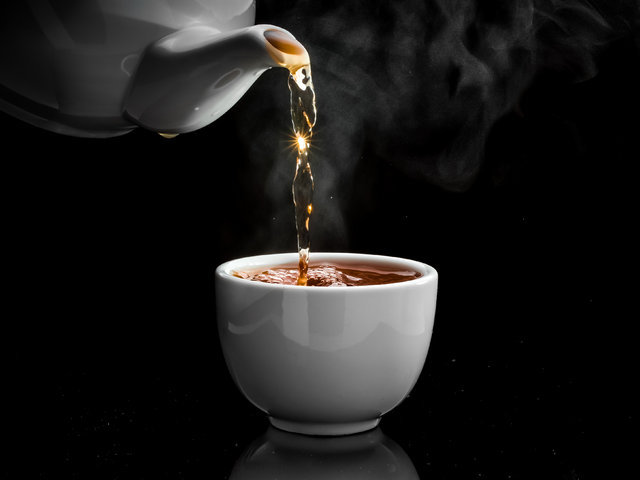 Çayı sıcak içmek yemek borusu kanseri riskini beş kat artırıyor