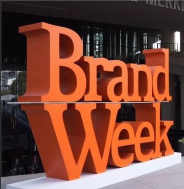 Türkiye’nin ve dünyanın iş ve markalar dünyasını, yaratıcı endüstrilerini, dünyanın en ilham verici isim ve projeleriyle buluşturan Brand Week Istanbul, 7 - 9 Kasım