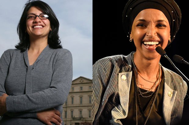ABD'nin ilk Müslüman kadın üyelerine Çavuşoğlu'ndan tebrik!