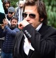 İtalya’da yaşayan ünlü oyuncu Mehmet Günsür’ün, bir süredir tedavi gören babası Teoman Günsür, hayatını kaybetmesinin ardından kılınan cenaze namazı sonrası toprağa verildi. Cenazeye katılan arkadaşları, yakınları ve dostları Günsür’ü yalnız bırakmadı
