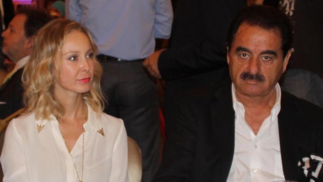 İbrahim Tatlısesten eski eşi Ayşegül Yıldıza evlenme teklifi İbrahim Tatlısesten eski eşi Ayşegül Yıldıza evlenme teklifi