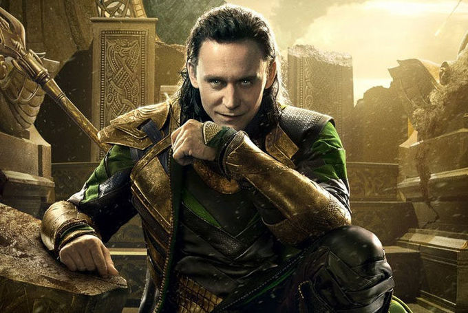 Tom Hiddelston'un canlandırdığı Loki'nin de dizisi geliyor.