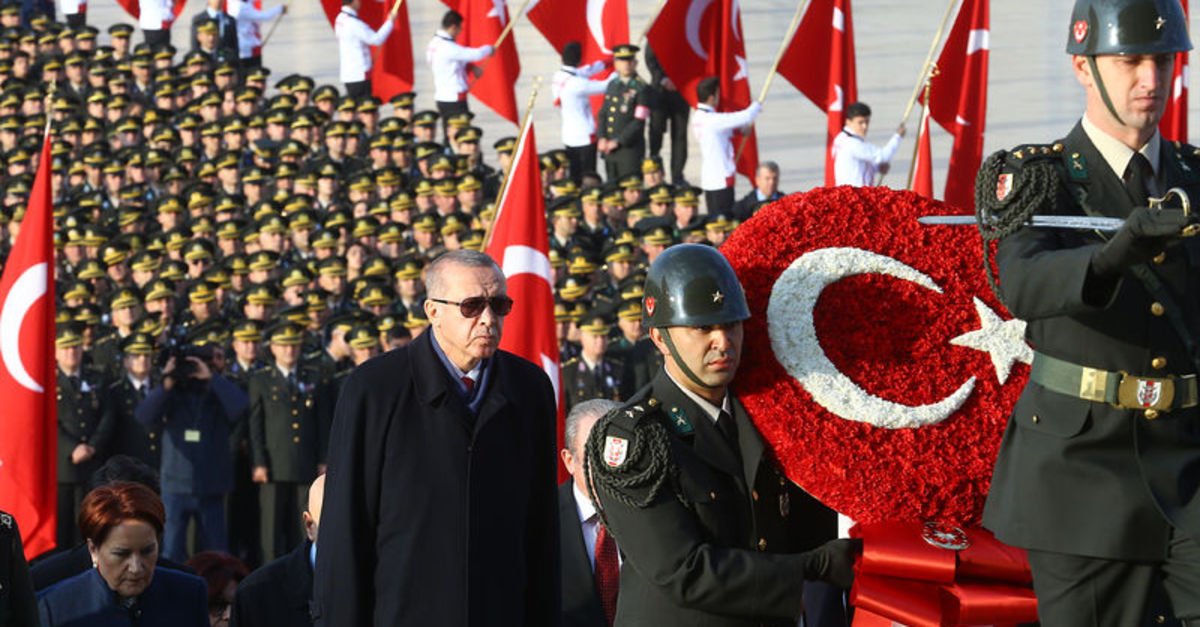 Devletin zirvesi Anıtkabir'de...