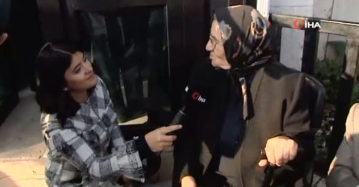 Yaşlı çift yeniden Ata'nın huzurunda