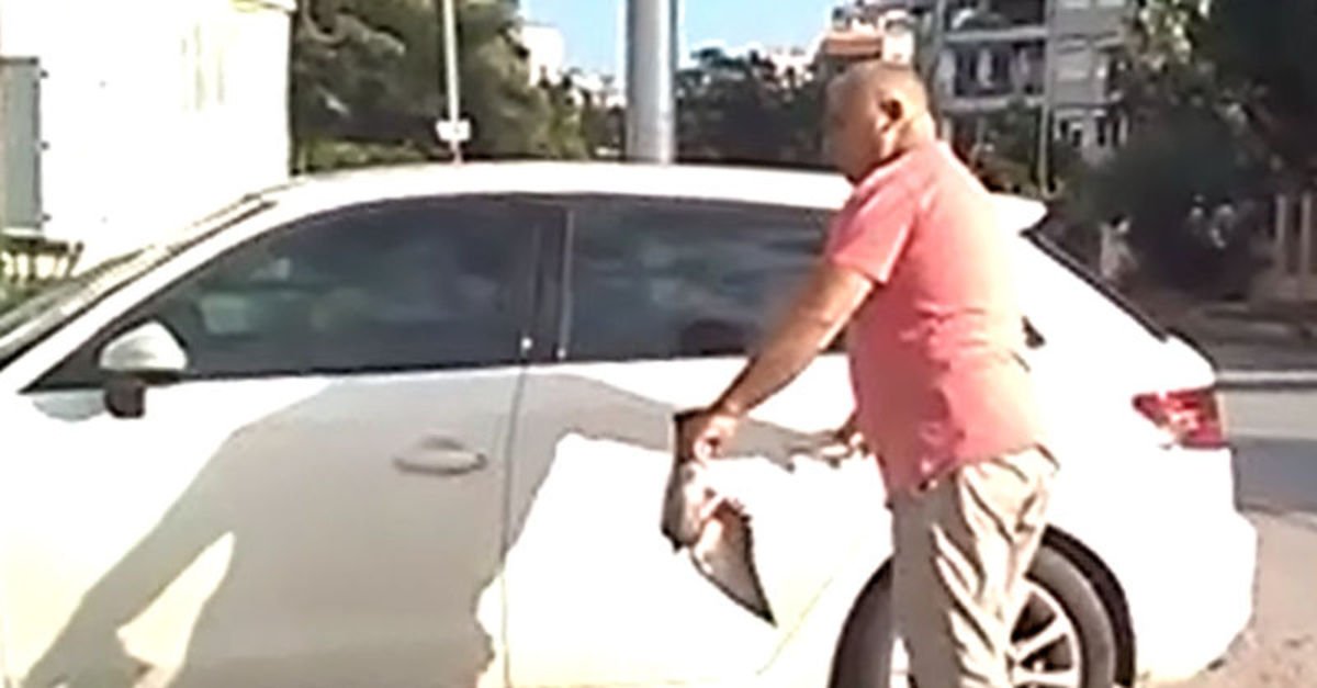 Çocukların oyun oynadığı parkta dehşete düşüren olay!